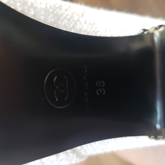 Chanel booties - Picture 8 of 8